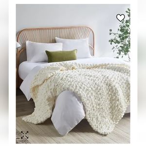Madison Park Chunky Knit Chenille Throw, Ivory